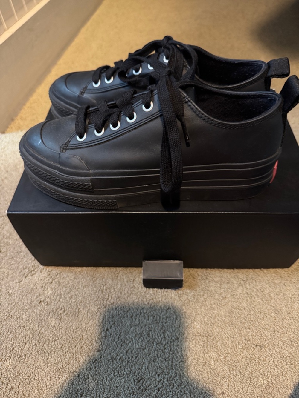Diesel Jomua  Platform Lace-Up Sneakers